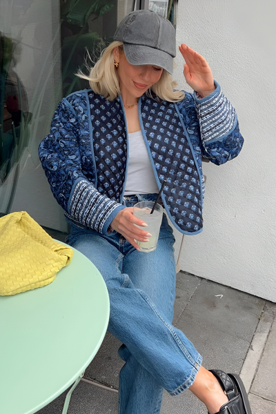 Claire - Snygg kort jacka med lapptäcksmönster