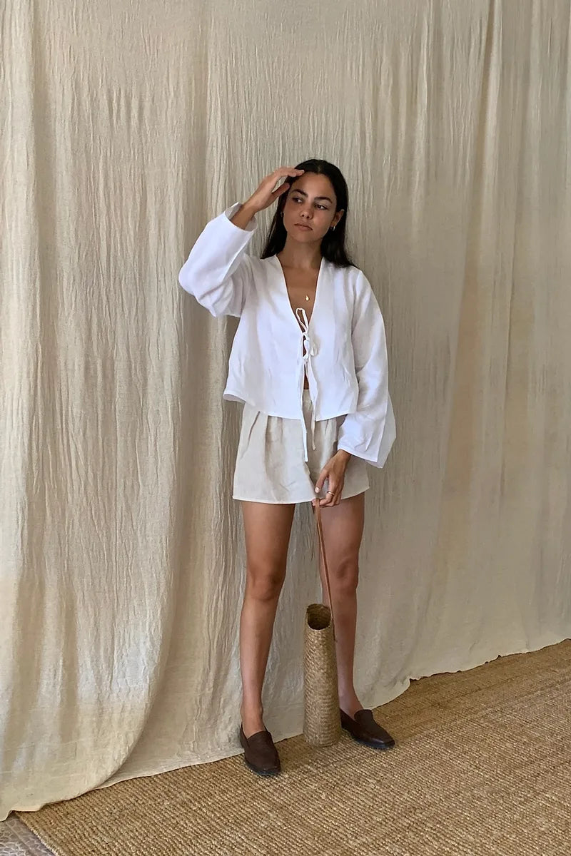 Alice - Långärmad blus med rosettknäppning