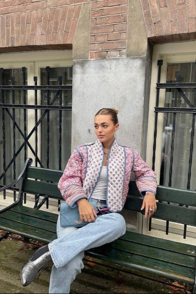 Claire - Snygg kort jacka med lapptäcksmönster