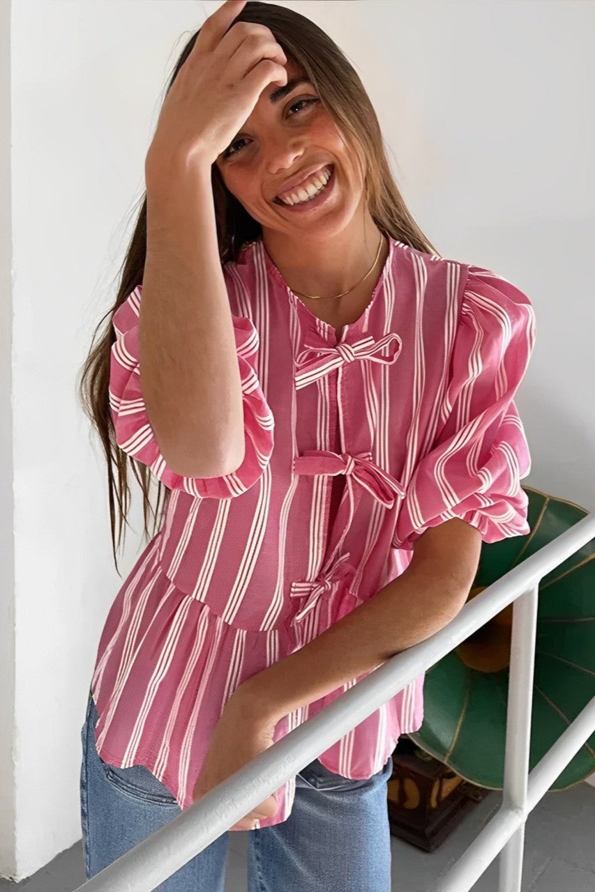 Beatrice - Randig blus med fluga